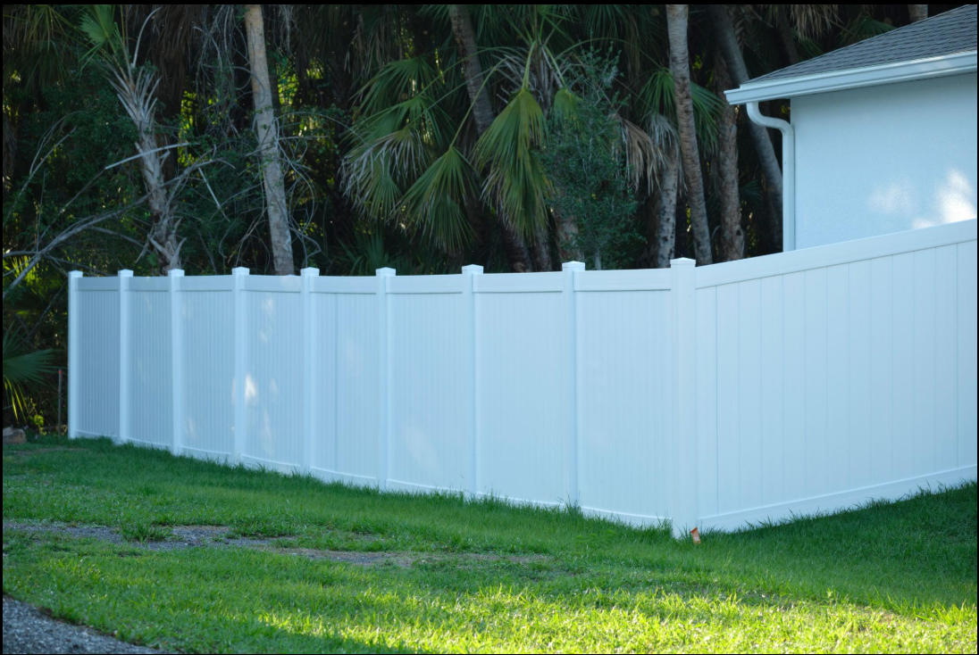 aluminum-vs-vinyl-fence-which-is-the-better-investment-1.jpg aluminum-vs-vinyl-fence-which-is-the-better-investment-1.jpg