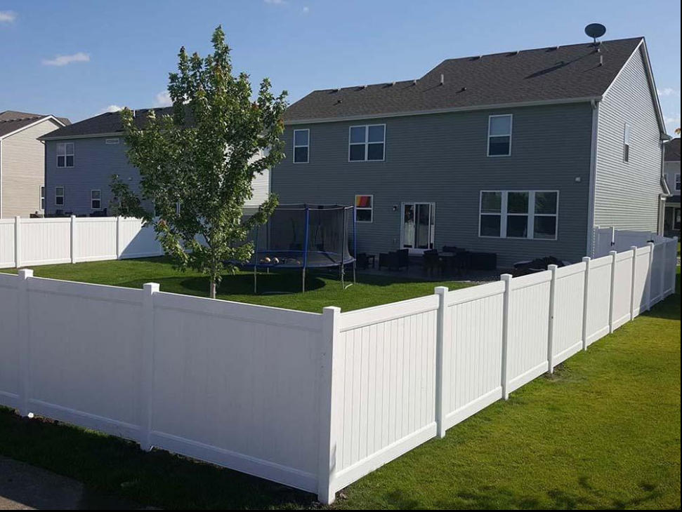aluminum-vs-vinyl-fence-which-is-the-better-investment-3.jpg aluminum-vs-vinyl-fence-which-is-the-better-investment-3.jpg