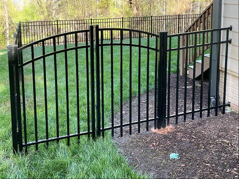 Proper Fence Installation Example Proper Fence Installation Example