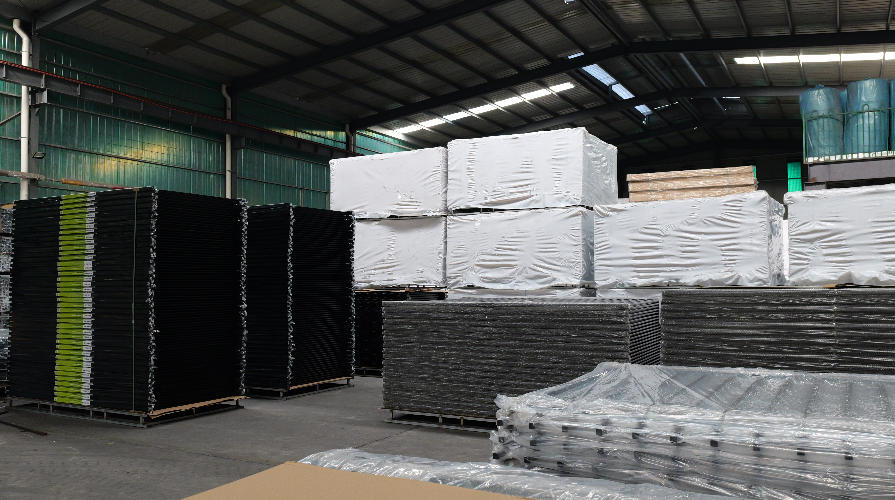 how-proper-fence-packaging-helps-australian-importers-reduce-hidden-costs-4.jpg